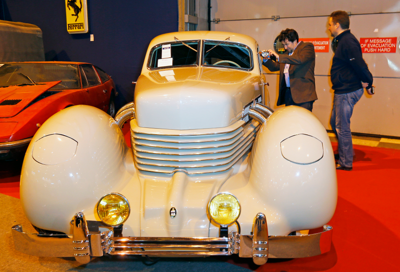 Illustration for article titled Scenes From The Retromobile Show In Paris